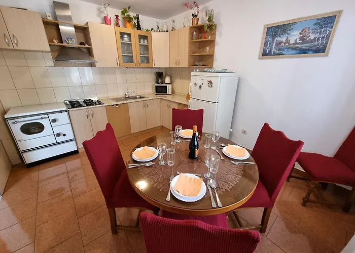 Apartamento Lilic With Terrace In A Quiet Area Crikvenica