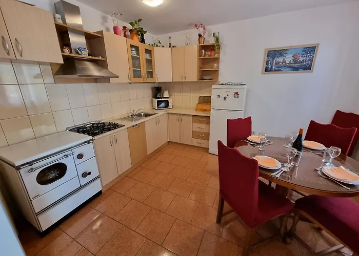 Apartamento Lilic With Terrace In A Quiet Area Crikvenica